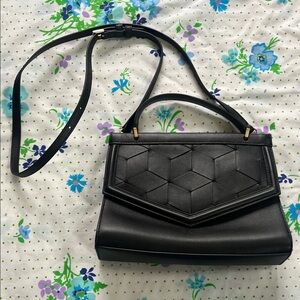 Welden Small Voyager Crossbody Bag - Black
